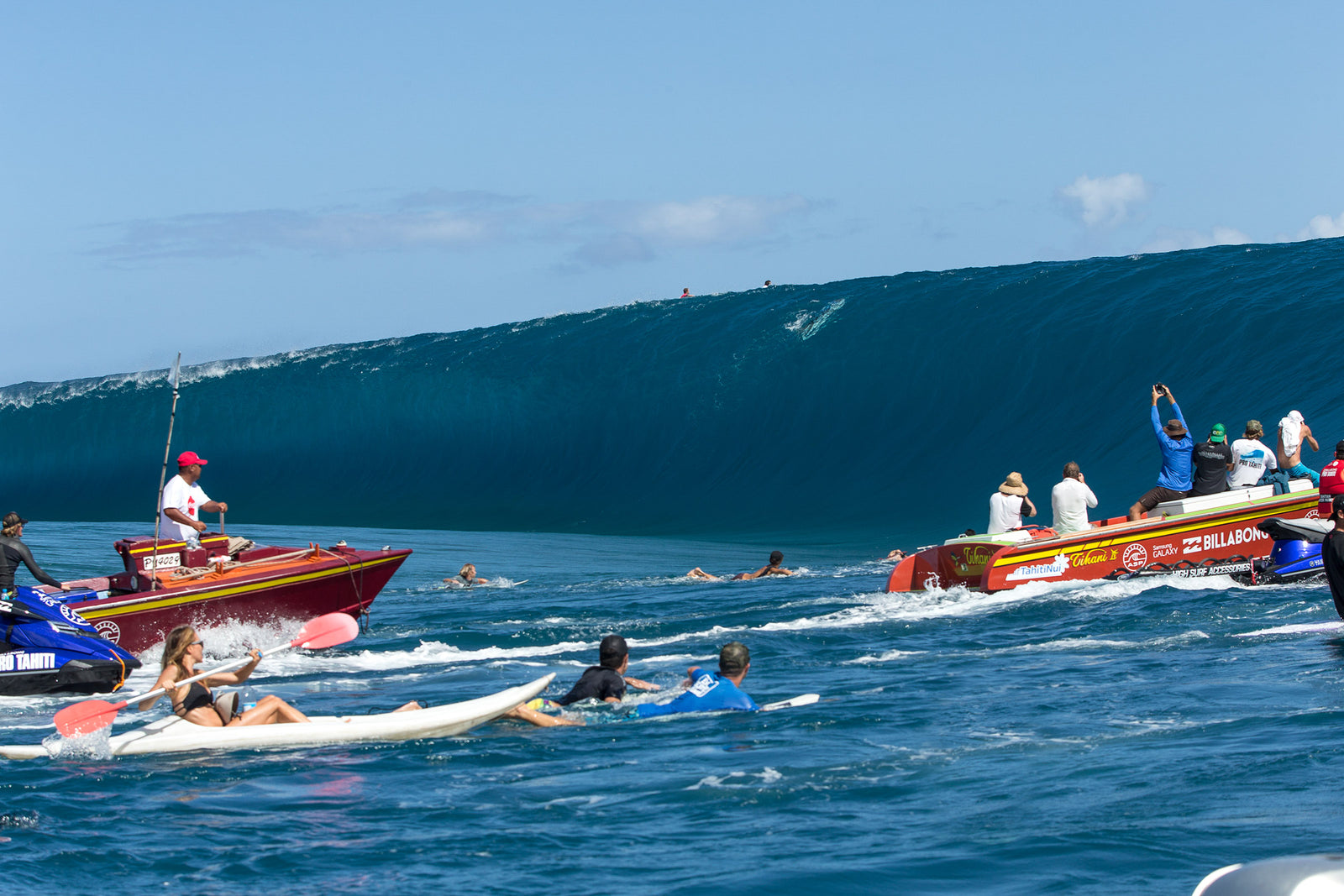 2209-Wave-Teahupo'o — detail close-up