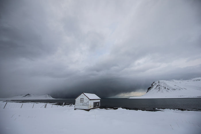 2561-Hut-Iceland