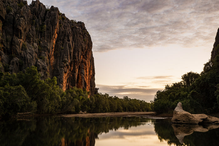 The Kimberley Western Australia, towering sandstone cliffs and winding river landscape, landscape photography – Sean Scott Photography