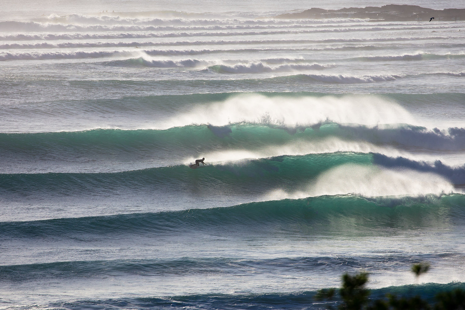 Coolangatta Gold Coast Australia, clean waves rolling toward the shoreline, landscape photography – Sean Scott Photography