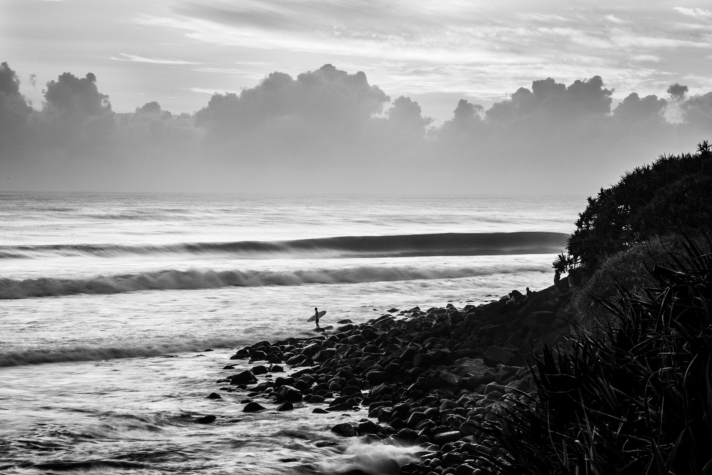 Burleigh Heads Gold Coast Australia, moody black and white coastal landscape with waves, landscape photography – Sean Scott Photography