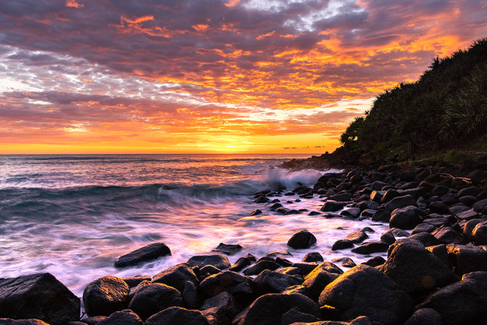 Burleigh Heads Gold Coast Australia, dramatic sunrise colours over ocean and rocks, landscape photography – Sean Scott Photography