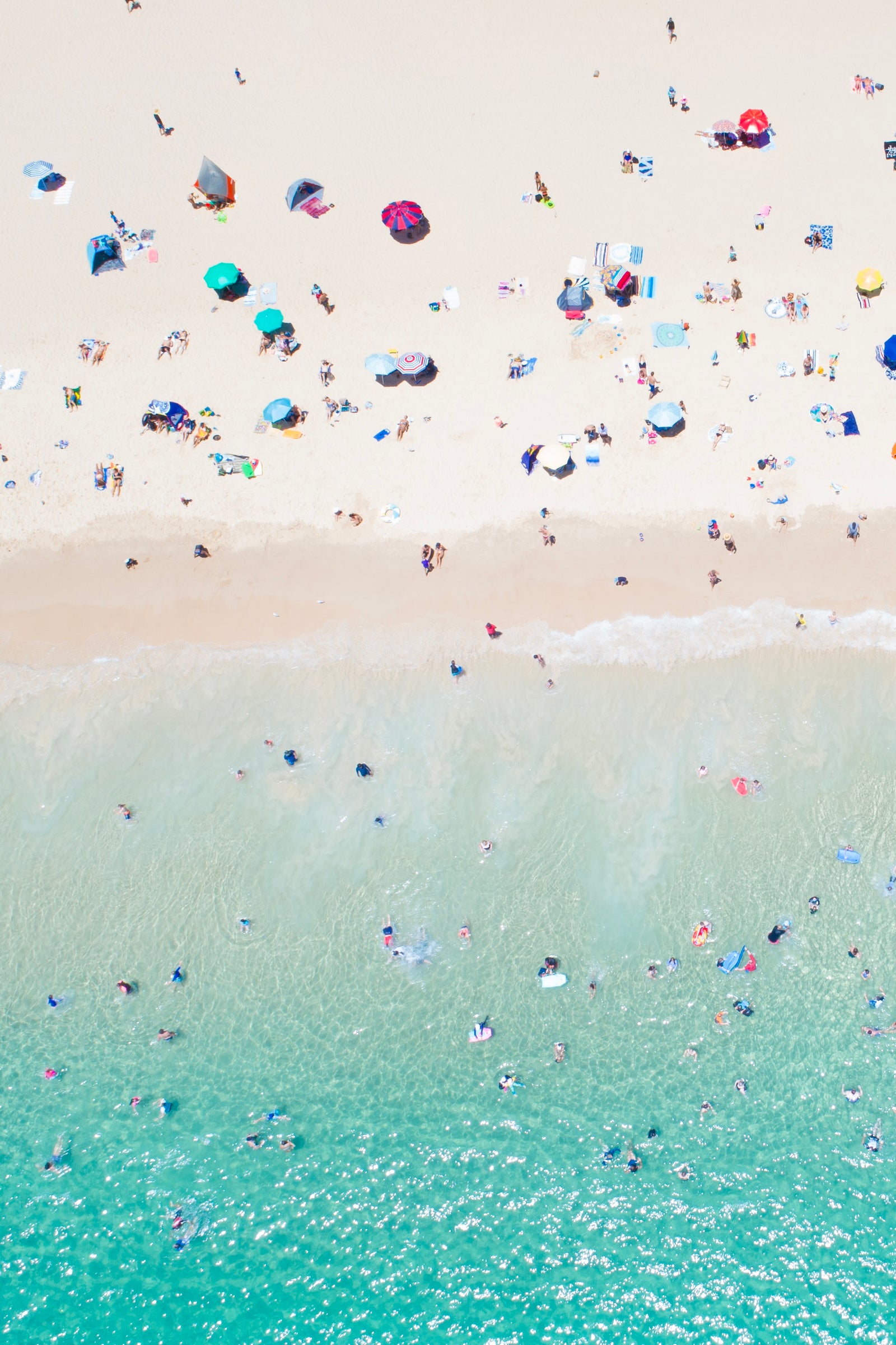 Burleigh Beach — detail close-up